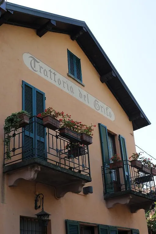 Nocleg ze śniadaniem Bed and Breakfast Il Grifo Lenno