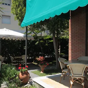 hotel-vera.it-tuscanyhotel.com/