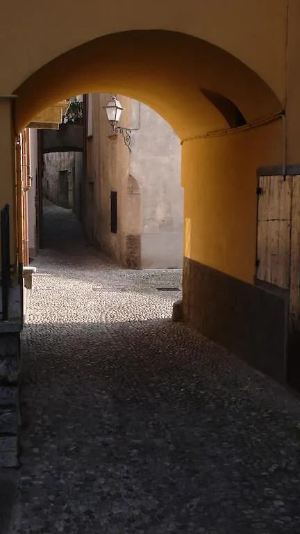 ***  Bed and Breakfast Il Grifo Lenno Italia