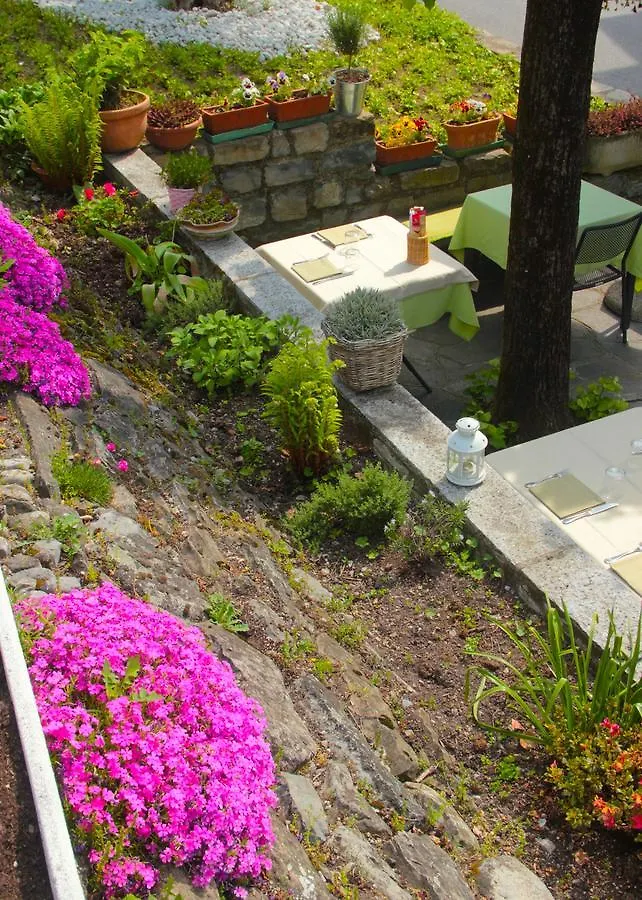 Il Grifo Bed and Breakfast Lenno 3*,  Italië